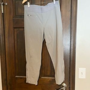 Athleta Mod Trekkie Crop Pant